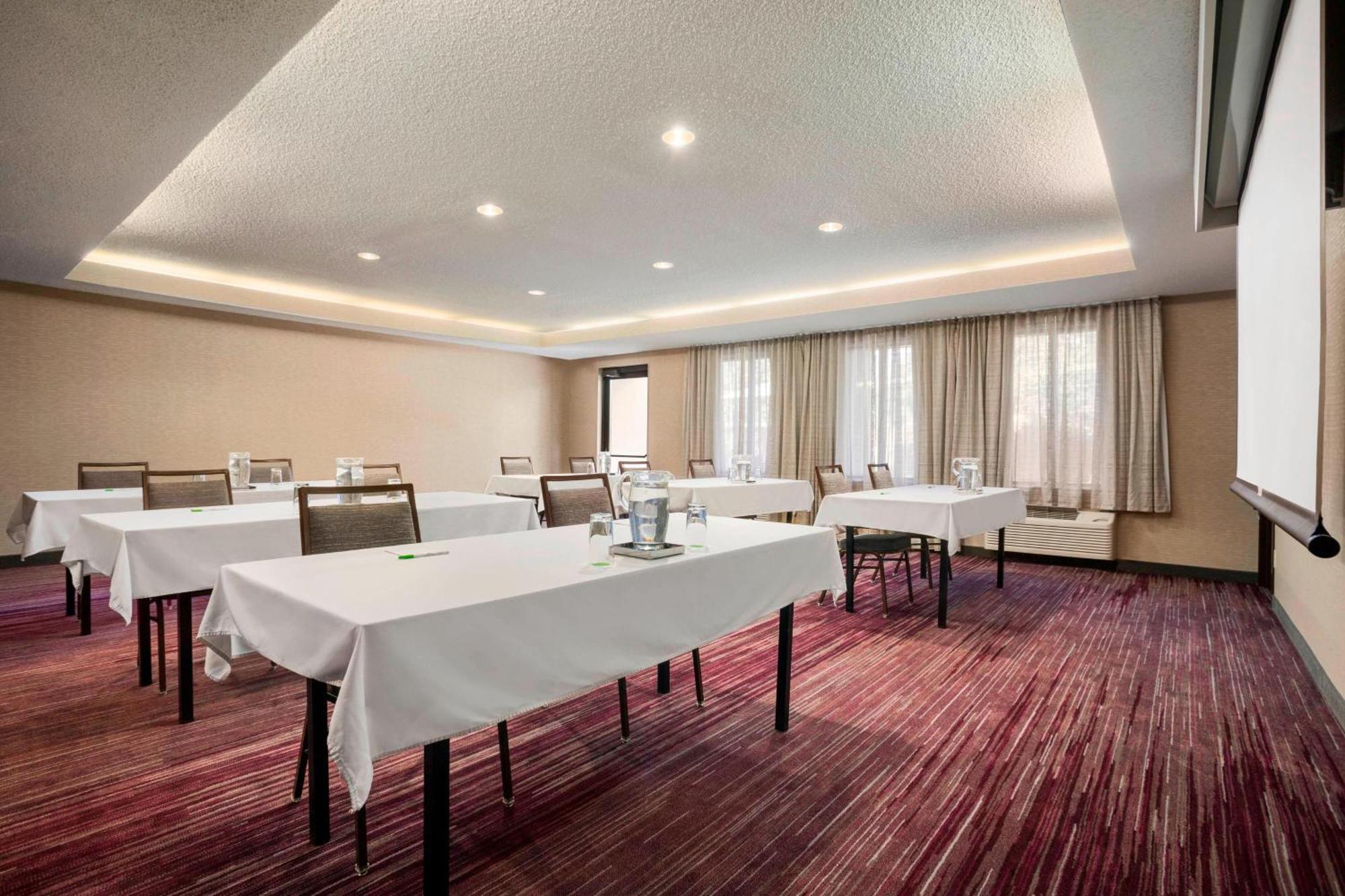 คอร์ตยาร์ด สปริงฟิลด์ Hotel ภายนอก รูปภาพ